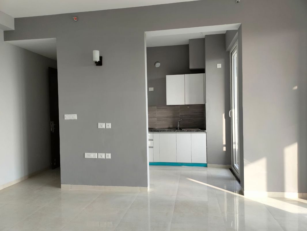 2 BHK for rent in Sector 68, Gurugram — semi-furnished — 1130 sq.ft — Supertech Hues
