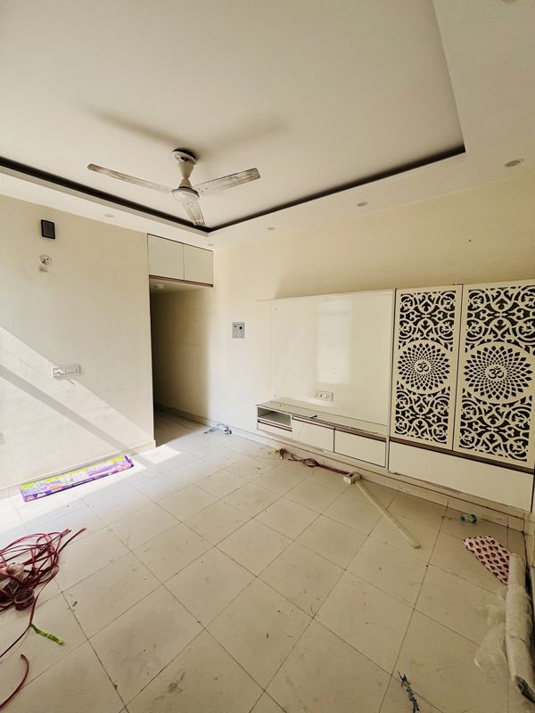 2 BHK for rent in Sector 69, Gurugram — semi-furnished — 608 sq.ft — Tulip Lemon