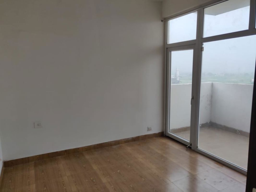 2 BHK for rent in Sector 69, Gurugram — semi-furnished — 550 sq.ft — Tulip Lemon