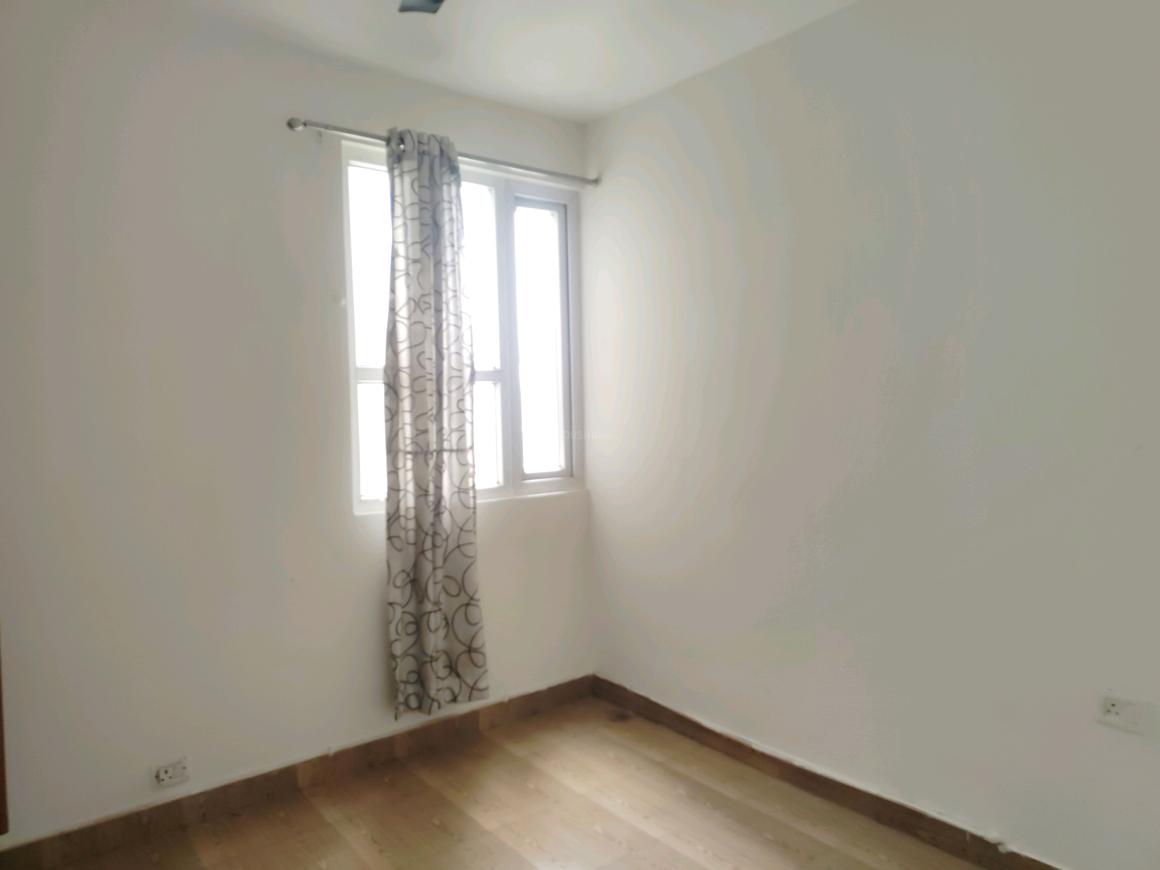 2 BHK for rent in Sector 69, Gurugram — semi-furnished — 750 sq.ft — Tulip Lemon