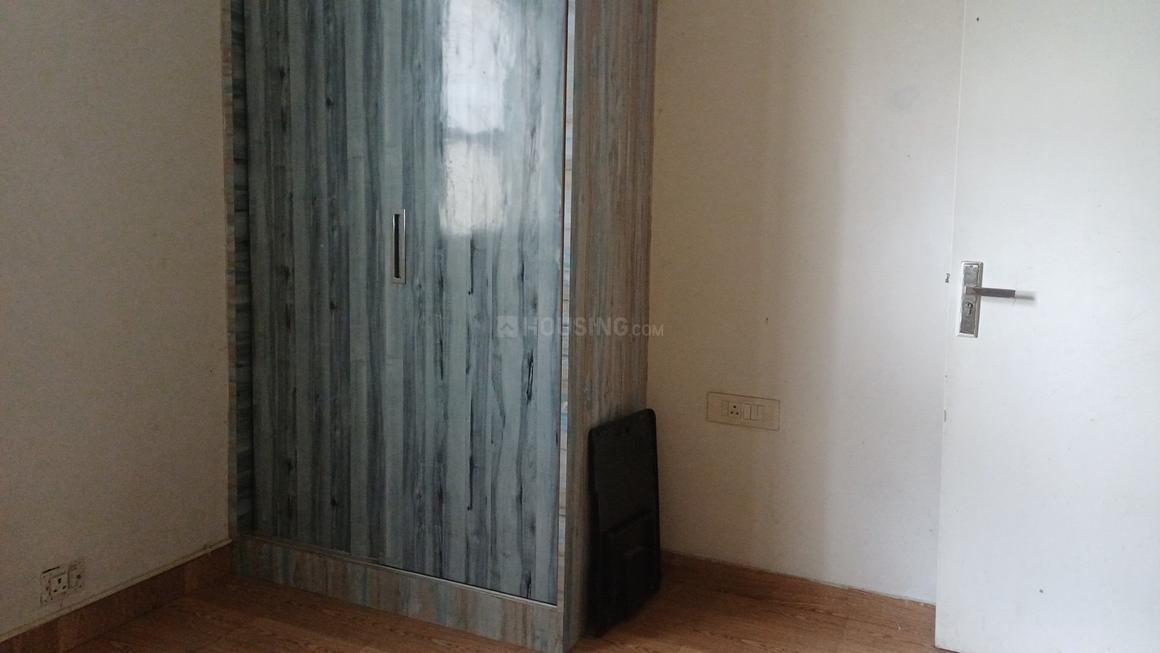 2 BHK for rent in Sector 69, Gurugram — semi-furnished — 750 sq.ft — Tulip Lemon