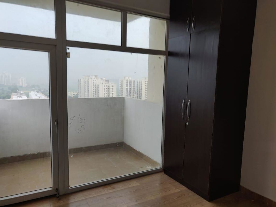 2 BHK for rent in Sector 69, Gurugram — semi-furnished — 526 sq.ft — Tulip Lemon