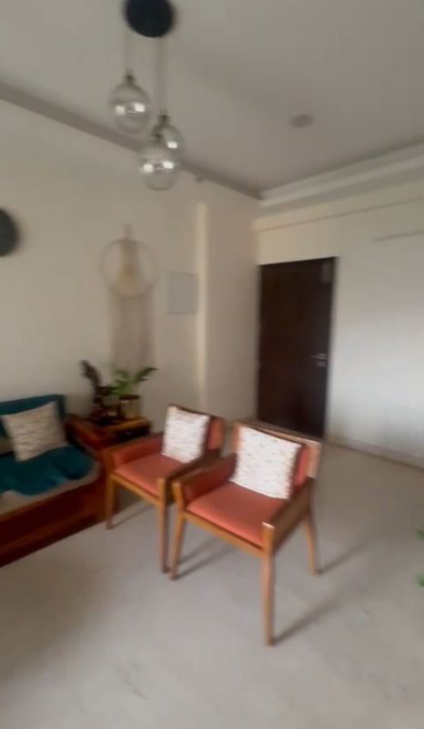 2 BHK for rent in Sector 70, Gurugram — semi-furnished — 1350 sq.ft — Shree Vardhman Victoria