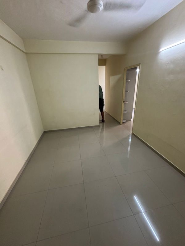 2 BHK for rent in Sector 70a, Gurugram — semi-furnished — 865 sq.ft — Pyramid Fusion Homes