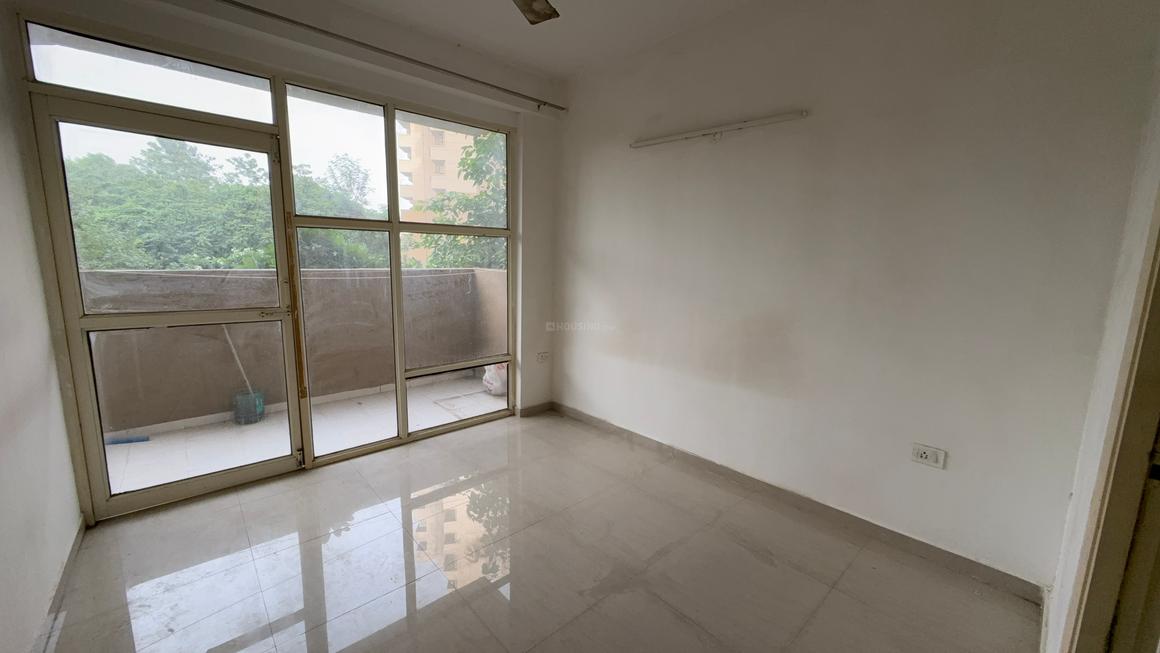2 BHK for rent in Sector 70A, Gurugram — unfurnished — 650 sq.ft — Pyramid Urban Homes