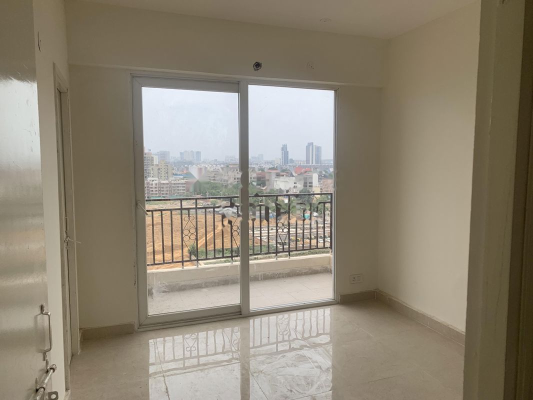 2 BHK for rent in Sector 76, Gurugram — furnished — 1000 sq.ft