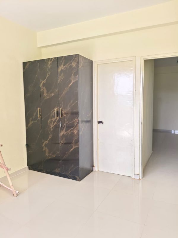 2 BHK for rent in Sector 76, Gurugram — semi-furnished — 598 sq.ft — Pyramid Pride