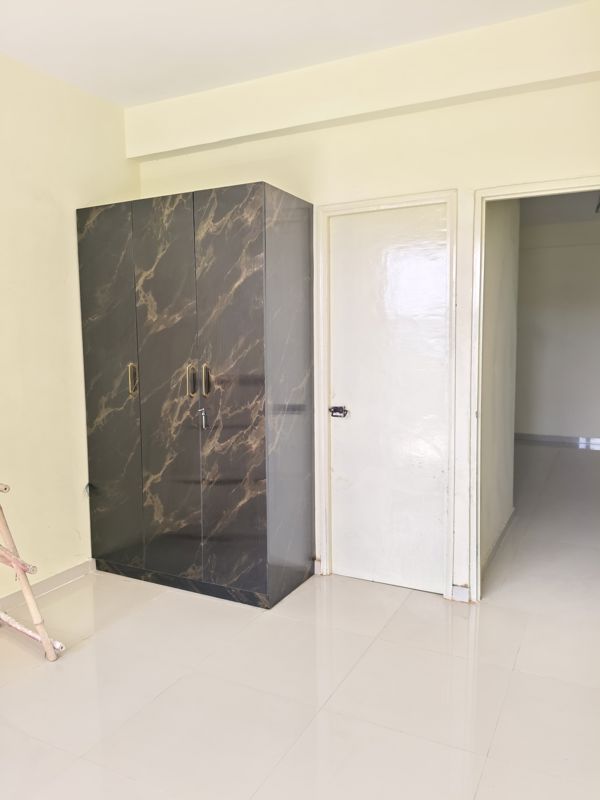 2 BHK for rent in Sector 76, Gurugram — semi-furnished — 680 sq.ft — Pyramid Pride