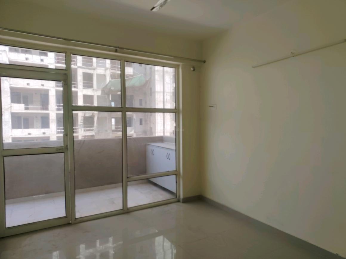 2 BHK for rent in Sector 76, Gurugram — unfurnished — 691 sq.ft — Pyramid Pride