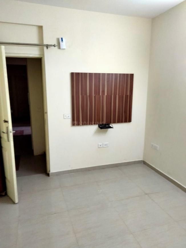 2 BHK for rent in Sector 76, Gurugram — semi-furnished — 1200 sq.ft — Pyramid Pride