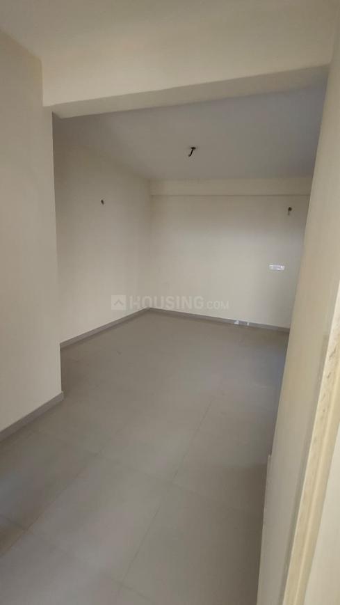 2 BHK for rent in Sector 76, Gurugram — unfurnished — 1200 sq.ft — Pyramid Pride