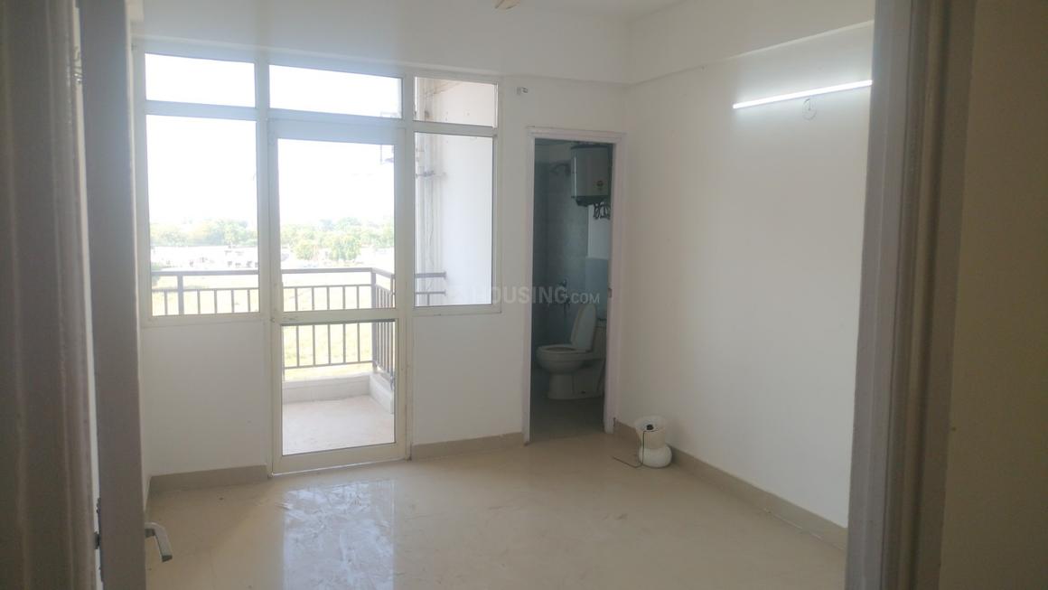 2 BHK for rent in Sector 76, Gurugram — unfurnished — 850 sq.ft — Suncity Avenue 76