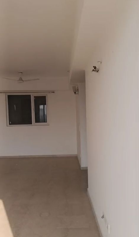 2 BHK for rent in Sector 77, Gurugram — semi-furnished — 1340 sq.ft — Umang Winter Hills