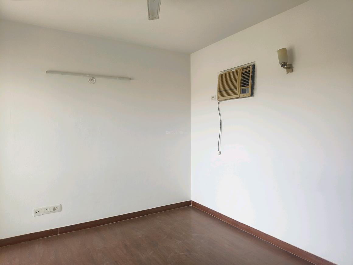 2 BHK for rent in Sector 77, Gurugram — semi-furnished — 1341 sq.ft — Umang Winter Hills