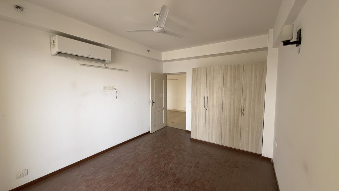 2 BHK for rent in Sector 79, Gurugram — semi-furnished — 1295 sq.ft — Supertech Araville