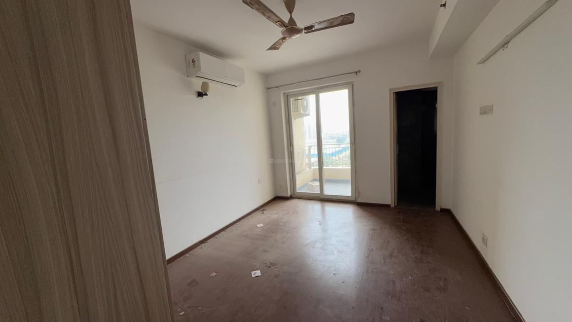 2 BHK for rent in Sector 79, Gurugram — semi-furnished — 1295 sq.ft — Supertech Araville