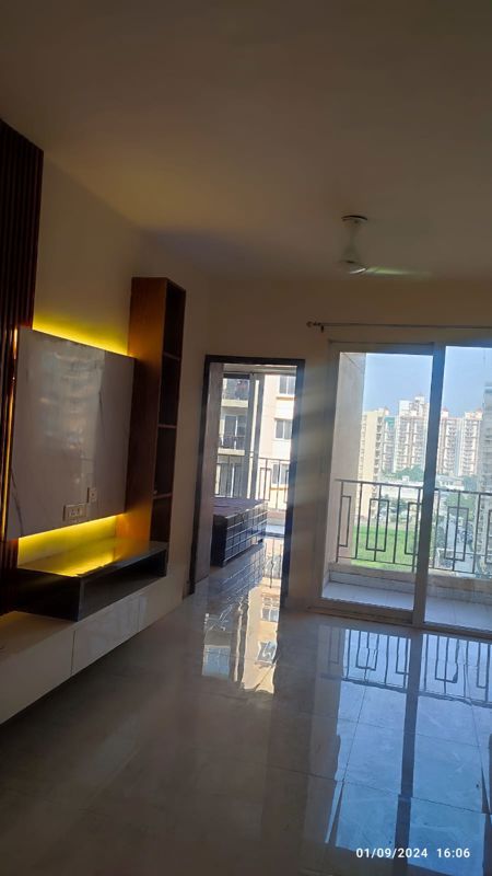 2 BHK for rent in Sector 81, Gurugram — semi-furnished — 735 sq.ft — Signature Global Synera