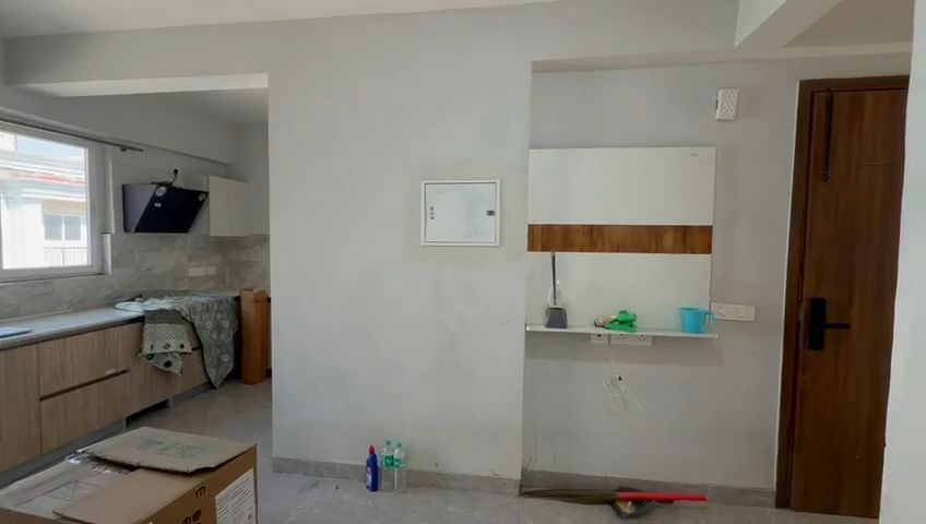 2 BHK for rent in Sector 81, Gurugram — semi-furnished — 1100 sq.ft — Signature Global City 81