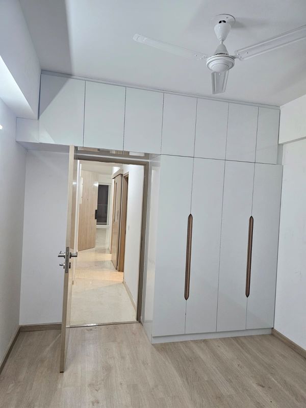 2 BHK for rent in Sector 81, Gurugram — furnished — 1100 sq.ft — Signature Global City 81