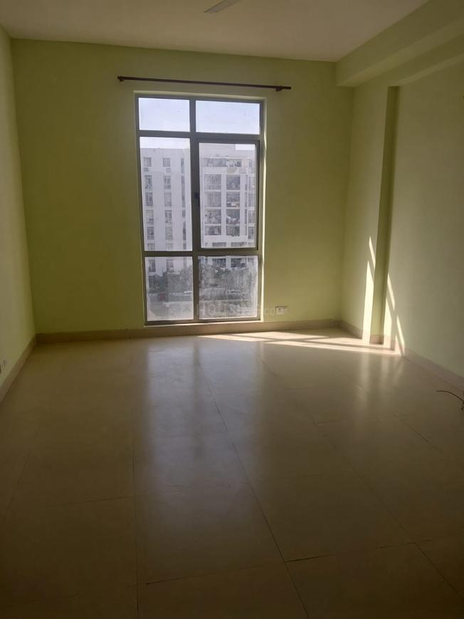 2 BHK for rent in Sector 83, Gurugram — semi-furnished — 930 sq.ft — Vatika Emilia Floors