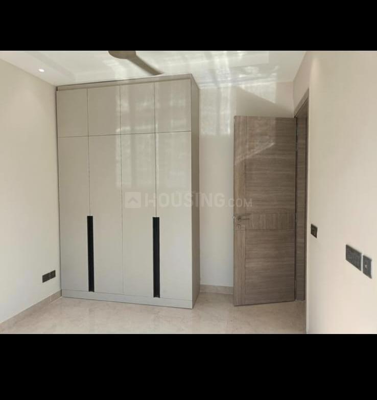 2 BHK for rent in Sector 83, Gurugram — semi-furnished — 1100 sq.ft — Vatika Emilia Floors