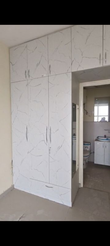 2 BHK for rent in Sector 85, Gurugram — semi-furnished — 600 sq.ft — Pyramid Heights