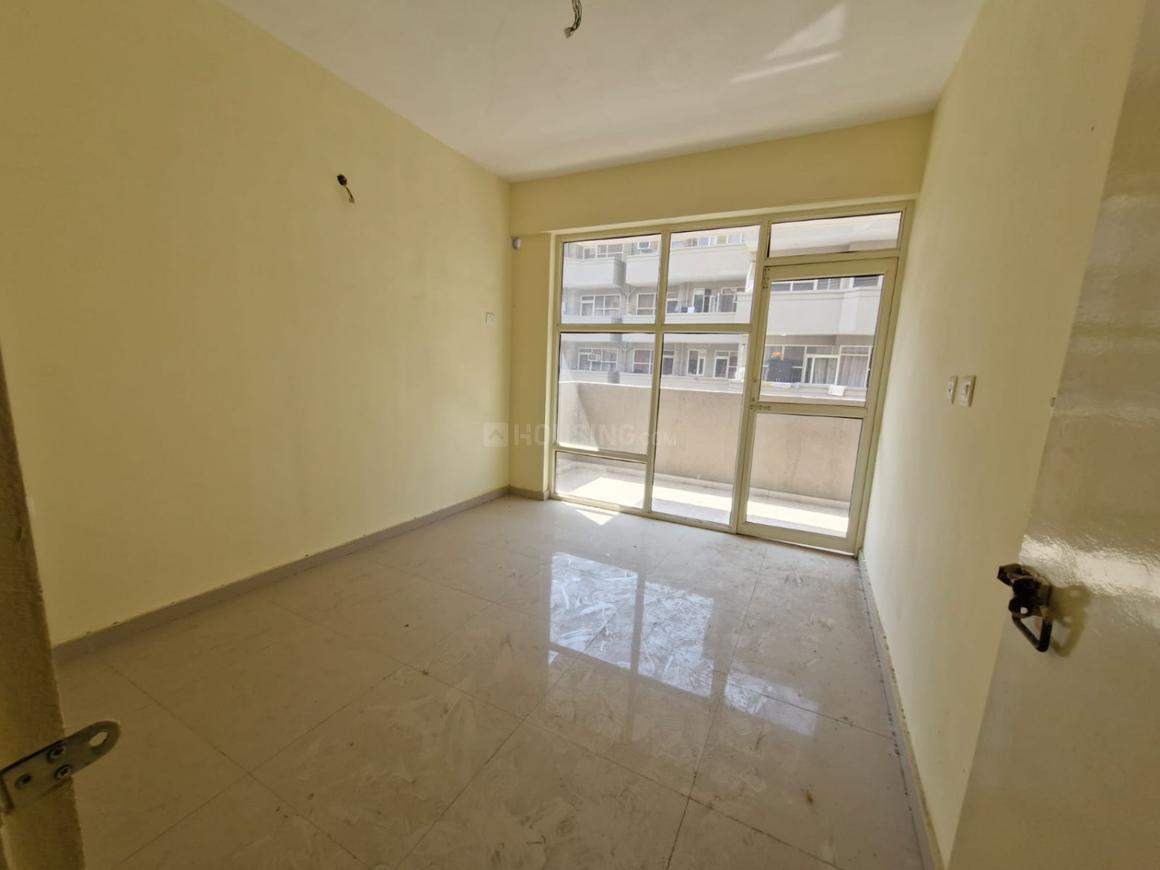 2 BHK for rent in Sector 85, Gurugram — unfurnished — 750 sq.ft — Pyramid Heights
