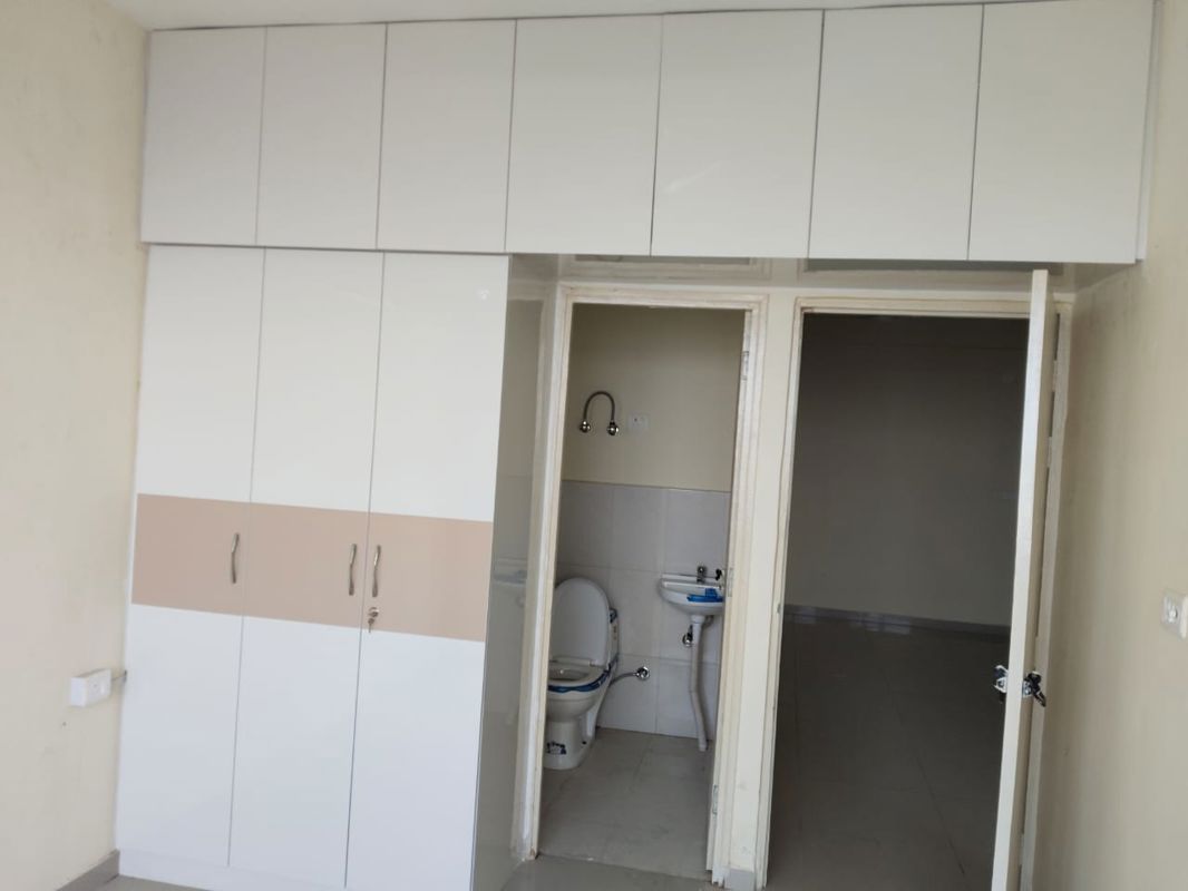 2 BHK for rent in Sector 86, Gurugram — semi-furnished — 685 sq.ft — Pyramid Elite
