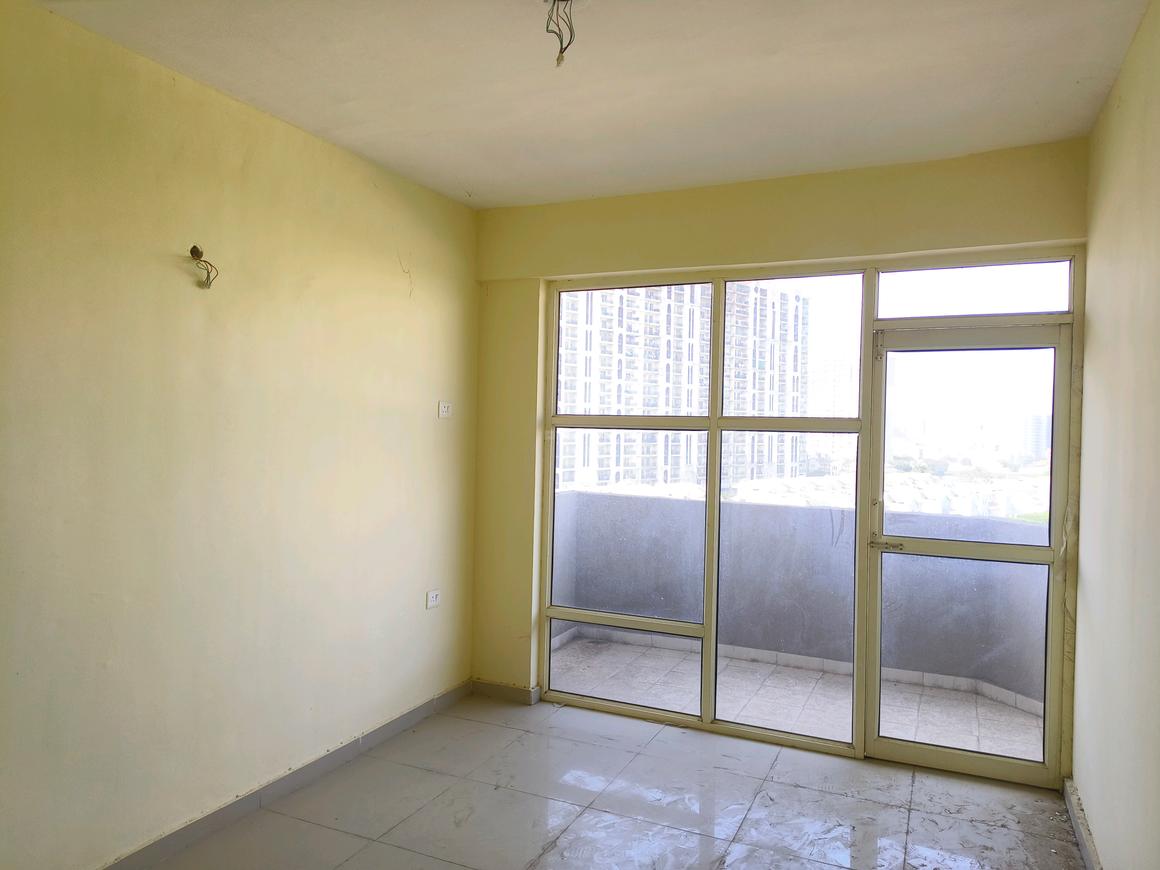 2 BHK for rent in Sector 86, Gurugram — unfurnished — 680 sq.ft — Pyramid Elite