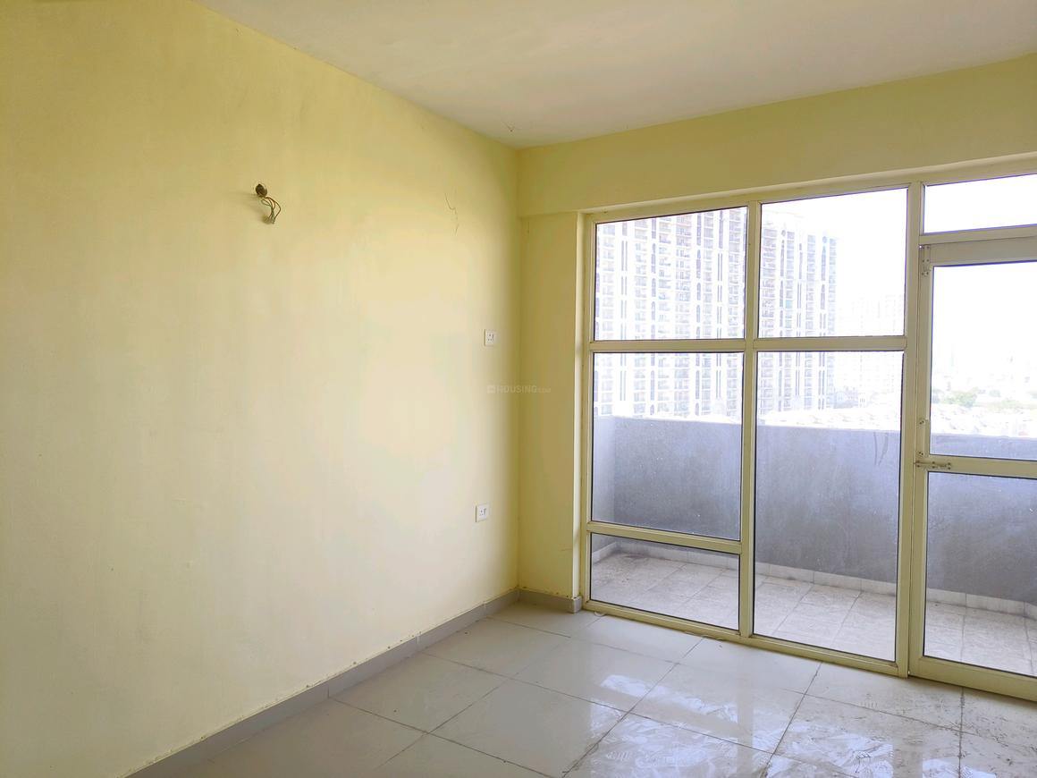 2 BHK for rent in Sector 86, Gurugram — unfurnished — 680 sq.ft — Pyramid Elite