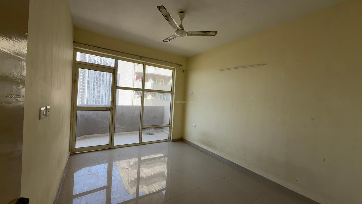 2 BHK for rent in Sector 86, Gurugram — unfurnished — 1000 sq.ft — Pyramid Elite