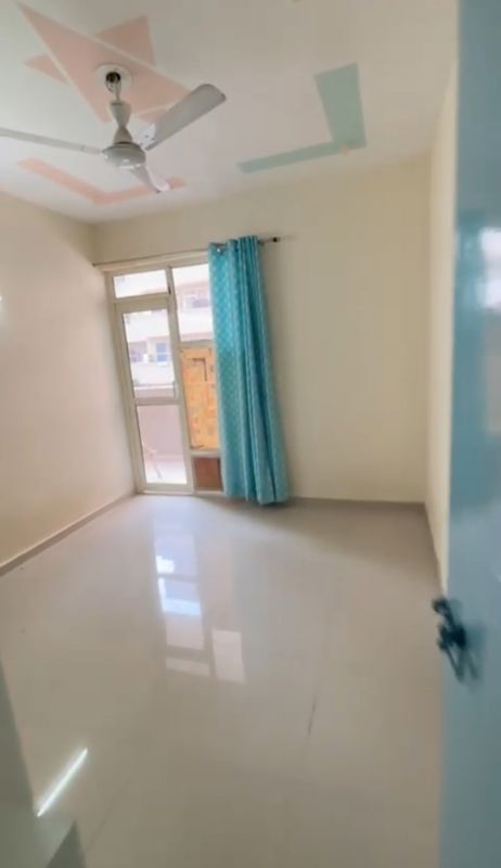 2 BHK for rent in Sector 86, Gurugram — semi-furnished — 691 sq.ft — Pyramid Elite