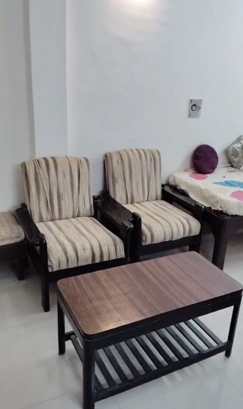 2 BHK for rent in Sector 9, Gurugram — furnished — 1750 sq.ft