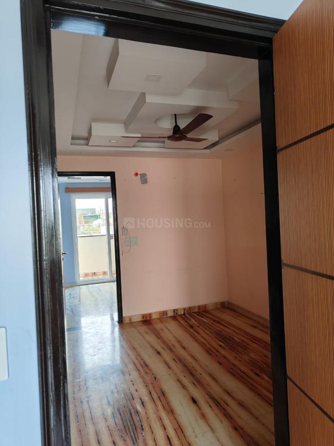 2 BHK for rent in Sector 9, Gurugram — semi-furnished — 1800 sq.ft