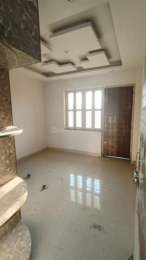 2 BHK for rent in Sector 9, Gurugram — semi-furnished — 1800 sq.ft