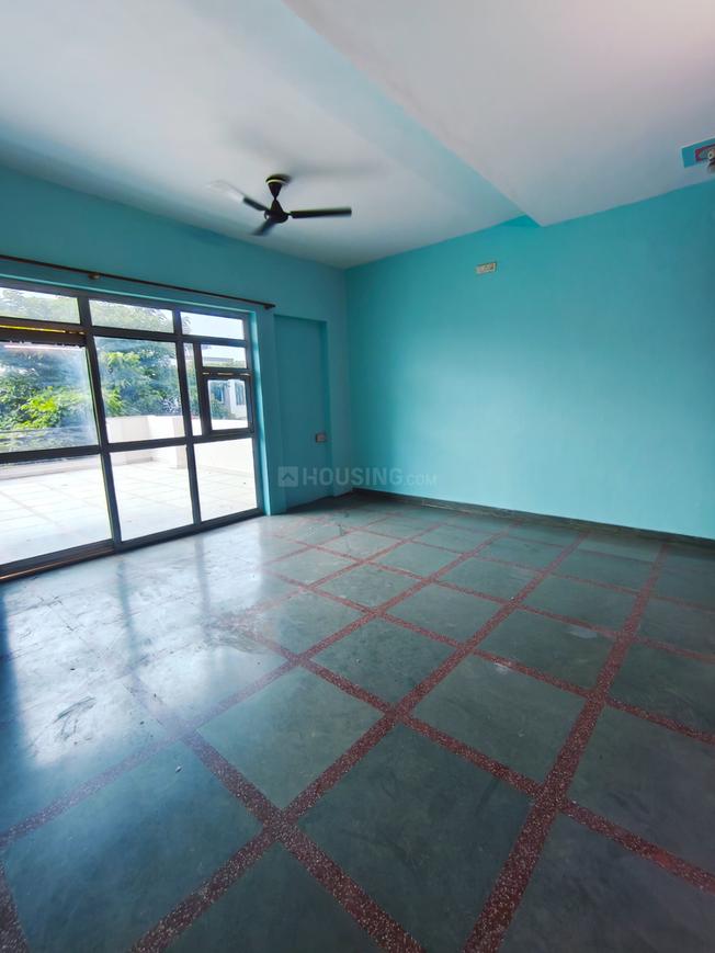 2 BHK for rent in Sector 9, Gurugram — semi-furnished — 1555 sq.ft