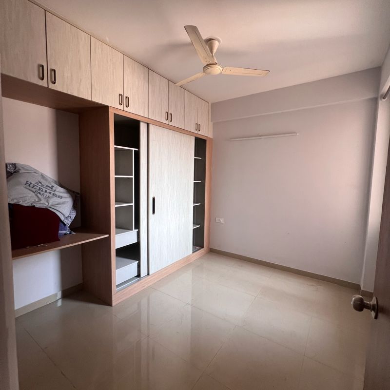 2 BHK for rent in Sector 90, Gurugram — semi-furnished — 526 sq.ft — Shree Vardhman Green Court