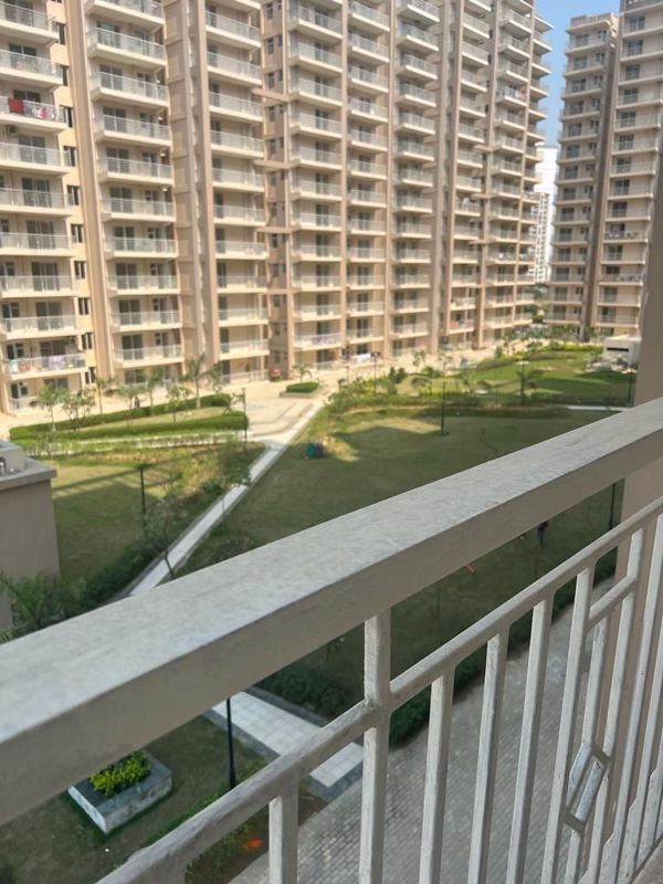 2 BHK for rent in Sector 90, Gurugram — unfurnished — 690 sq.ft — Shree Vardhman Green Court