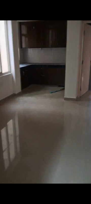 2 BHK for rent in Sector 90, Gurugram — semi-furnished — 630 sq.ft — Shree Vardhman Green Court