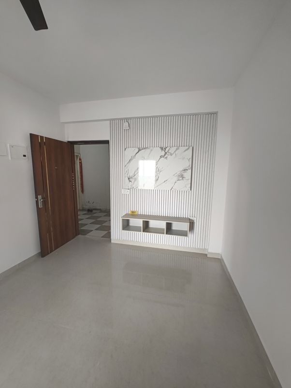 2 BHK for rent in Sector 90, Gurugram — semi-furnished — 626 sq.ft — Shree Vardhman Green Court