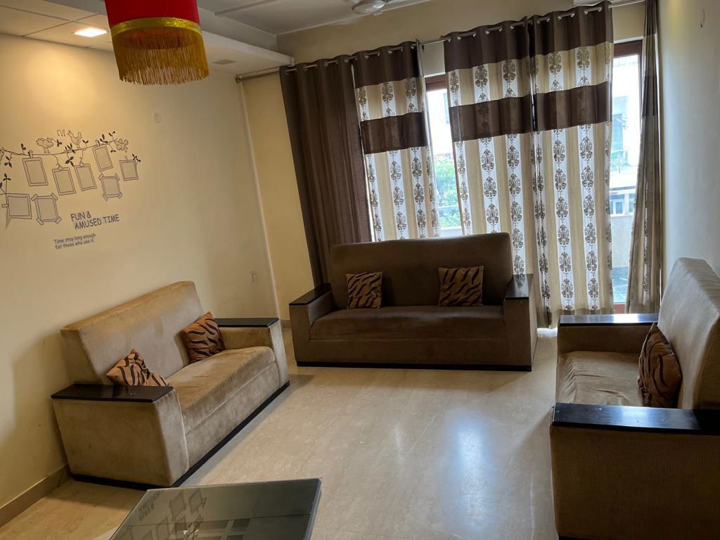 2 BHK for rent in Sector 92, Gurugram — semi-furnished — 954 sq.ft — Signature Global City 92