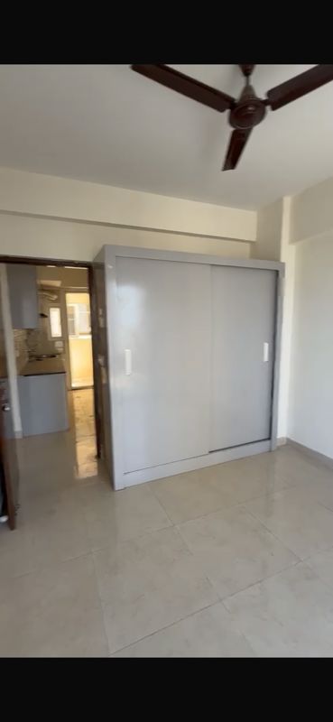 2 BHK for rent in Sector 93, Gurugram — semi-furnished — 450 sq.ft — Signature Global Orchard Avenue
