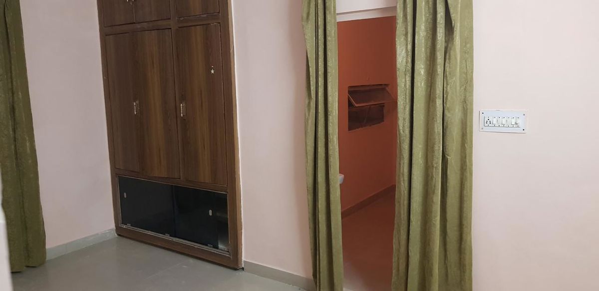 2 BHK for rent in Sector 9a, Gurugram — unfurnished — 168 sq.ft