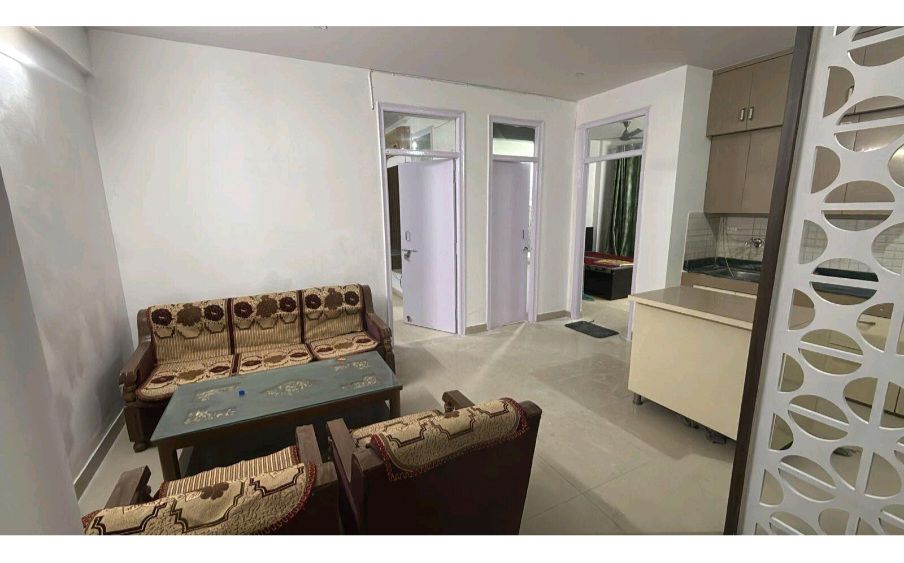 2 BHK for rent in Sohna Sector 33, Gurugram — furnished — 623 sq.ft — Breez Global Heights