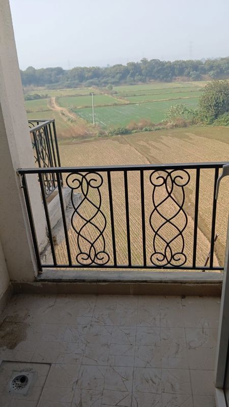 2 BHK for rent in Sohna Sector 36, Gurugram — semi-furnished — 614 sq.ft — Signature The Serenas