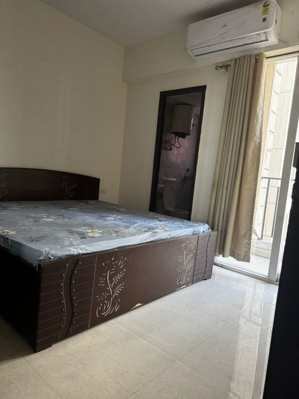 2 BHK for rent in Sohna Sector 36, Gurugram — semi-furnished — 631 sq.ft — Signature The Serenas