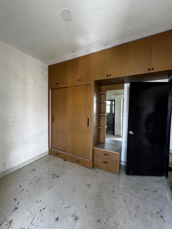 2 BHK for rent in Sohna Sector 36, Gurugram — semi-furnished — 583 sq.ft — Signature The Serenas