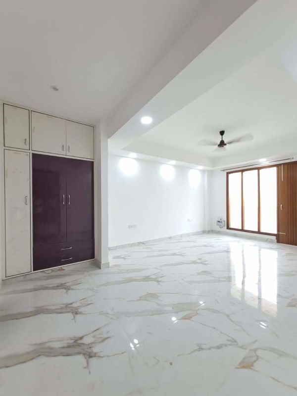 2 BHK for rent in South City 1, Gurugram — semi-furnished — 1800 sq.ft
