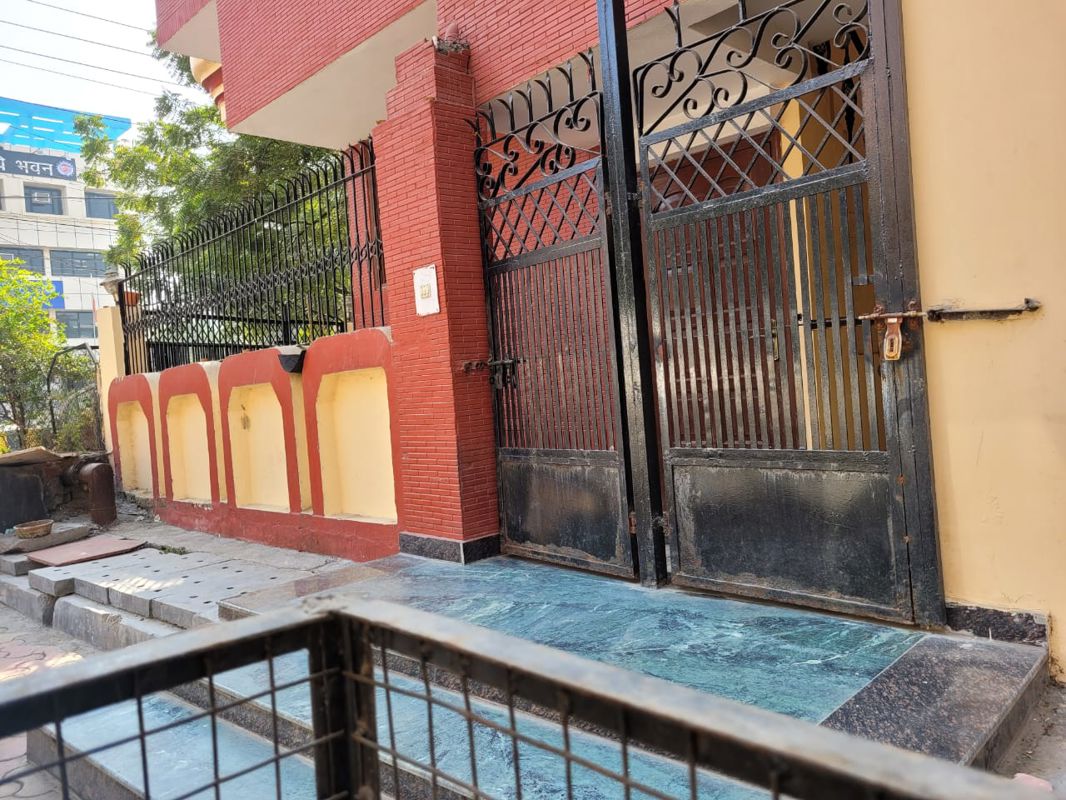 2 BHK for rent in South City 2, Gurugram — furnished — 60 sq.ft