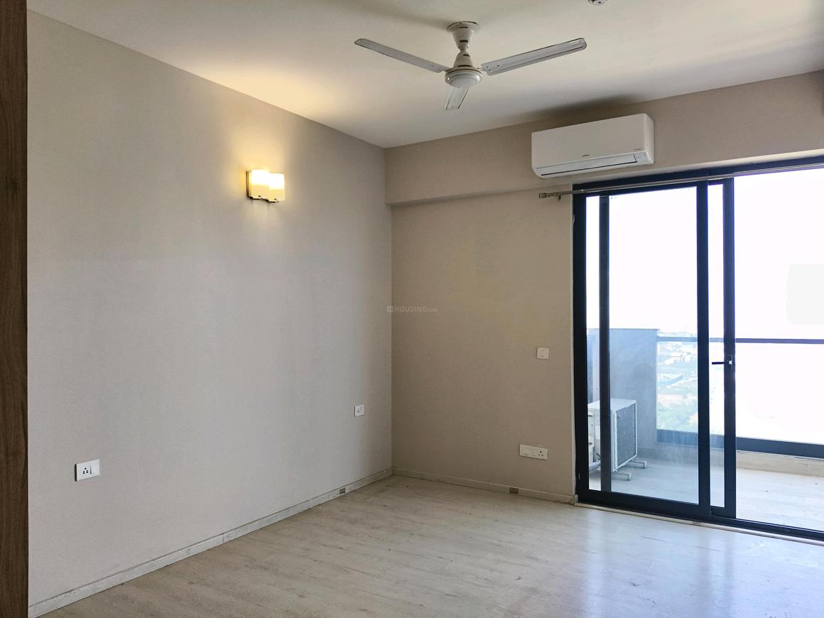 2 BHK for rent in Southern Peripheral Road, Gurugram — semi-furnished — 1415 sq.ft — M3M Skywalk